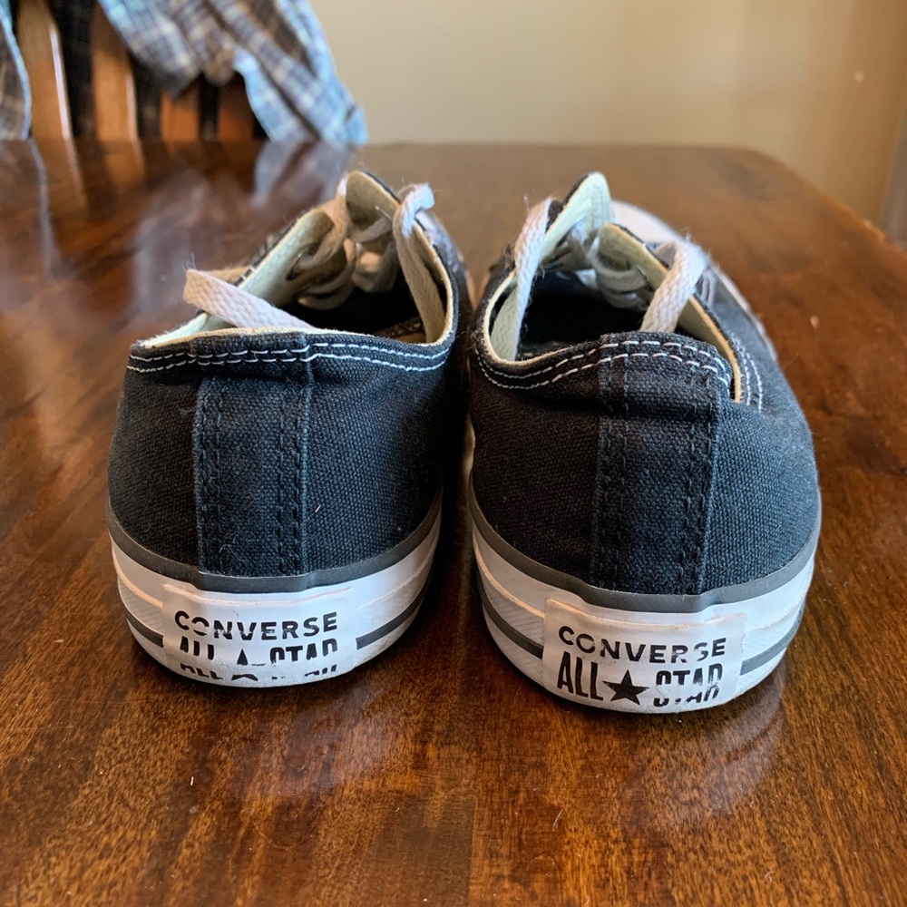 Converse Black Low-Tops - Picture 2 of 4